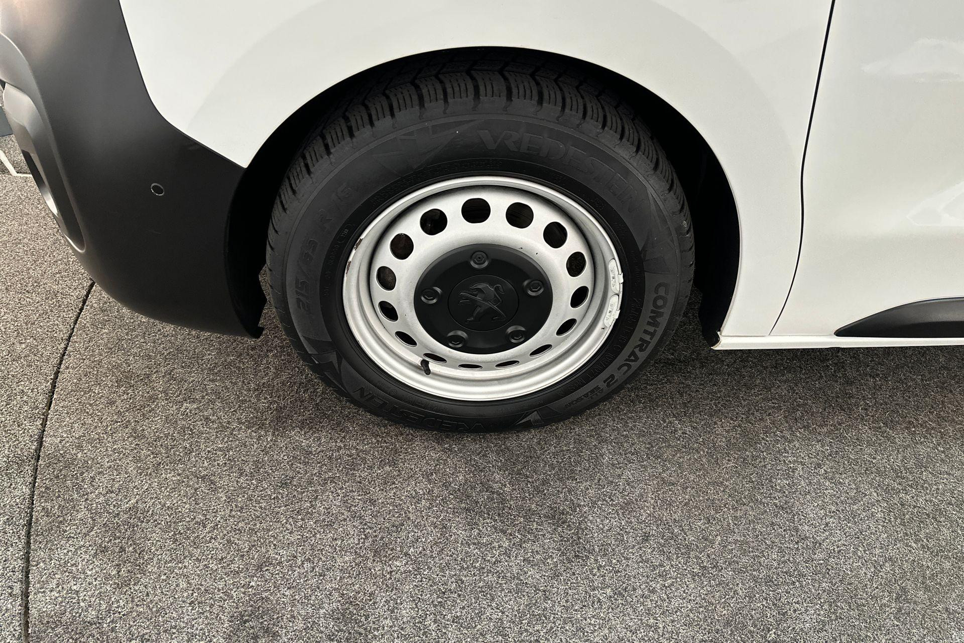 Hoofdafbeelding Peugeot Traveller