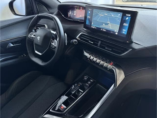Peugeot 3008 Peugeot 3008 130PK ALLURE LEER I-COCKPIT LED CARPLAY EUROPA.NAVI ELEK.KLEP CAMERA ADAP.CRUISE ZWARTE HEMEL. 05/2024 ALLURE 2024 - afbeelding nr 30