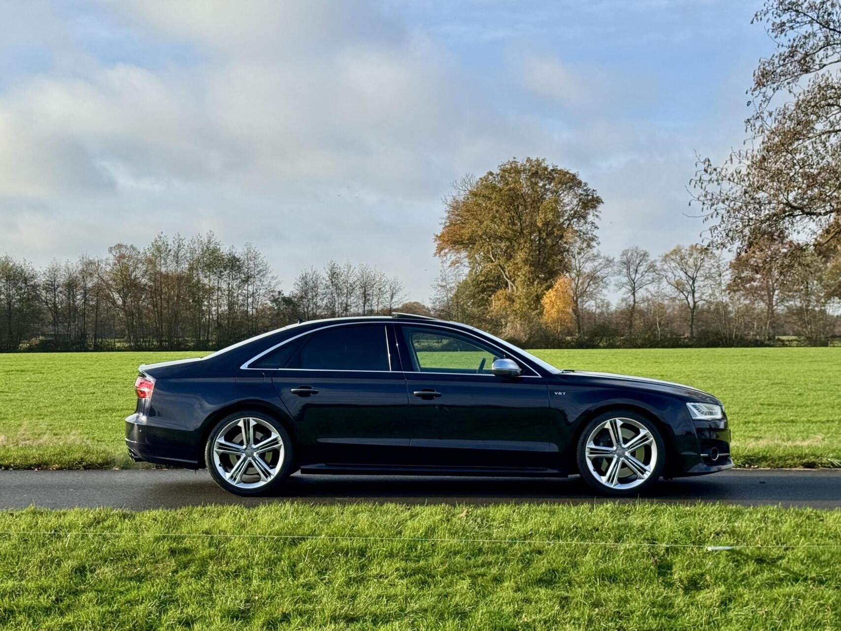 Hoofdafbeelding Audi S8