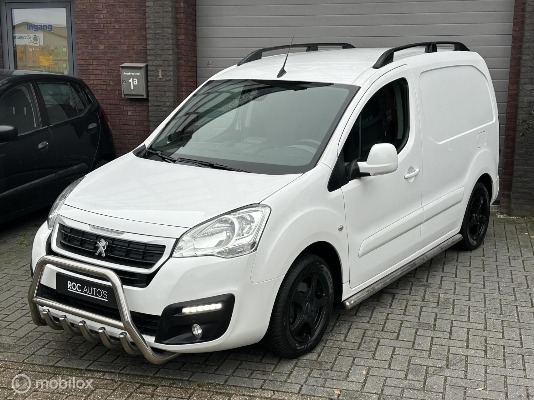 Hoofdafbeelding Peugeot Partner