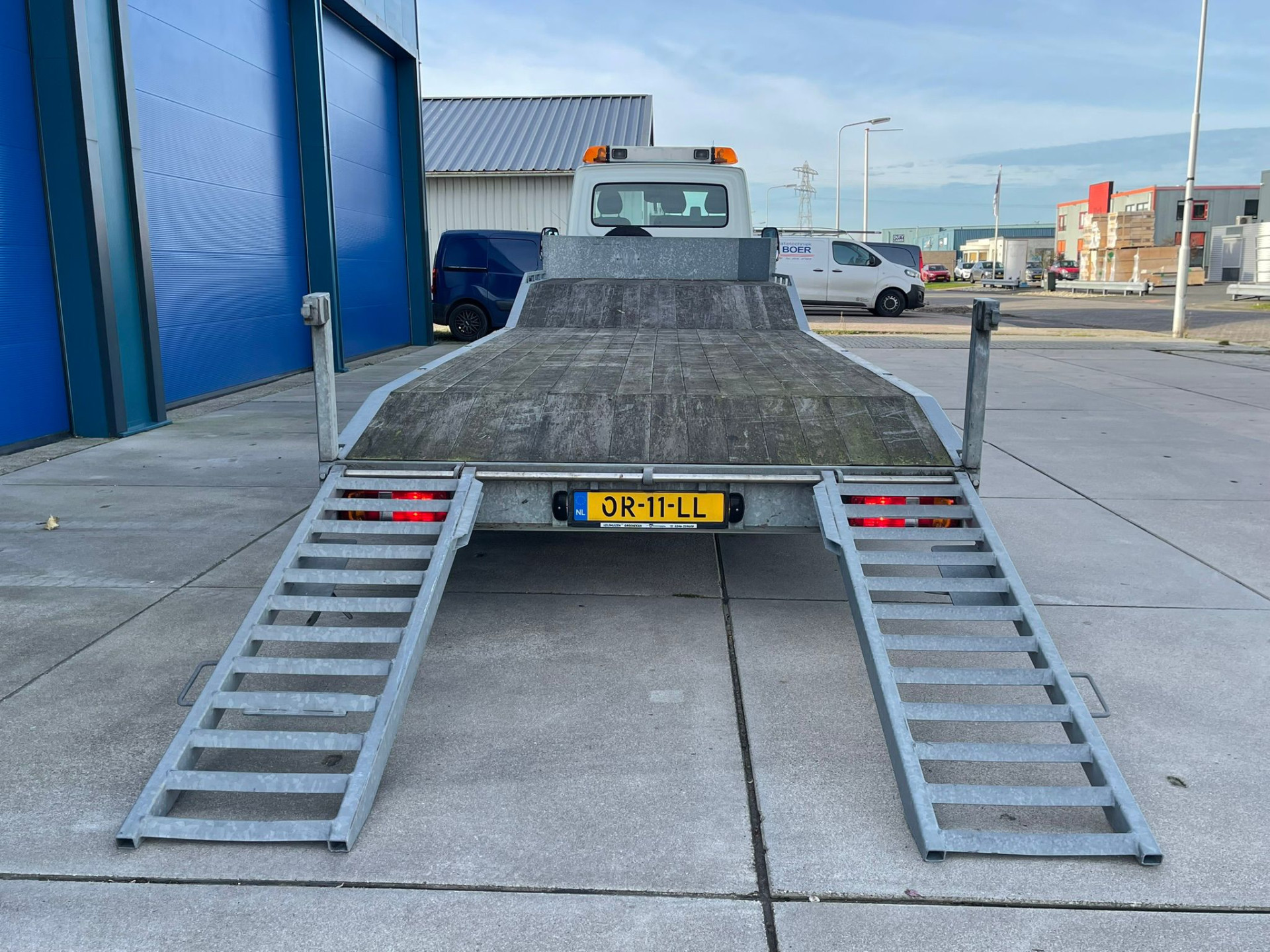 Hoofdafbeelding Iveco 40C16 Be-Trekker +  Semi Dieplader Veldhuizen 7.5 M Automaat / Nieuwstaat!