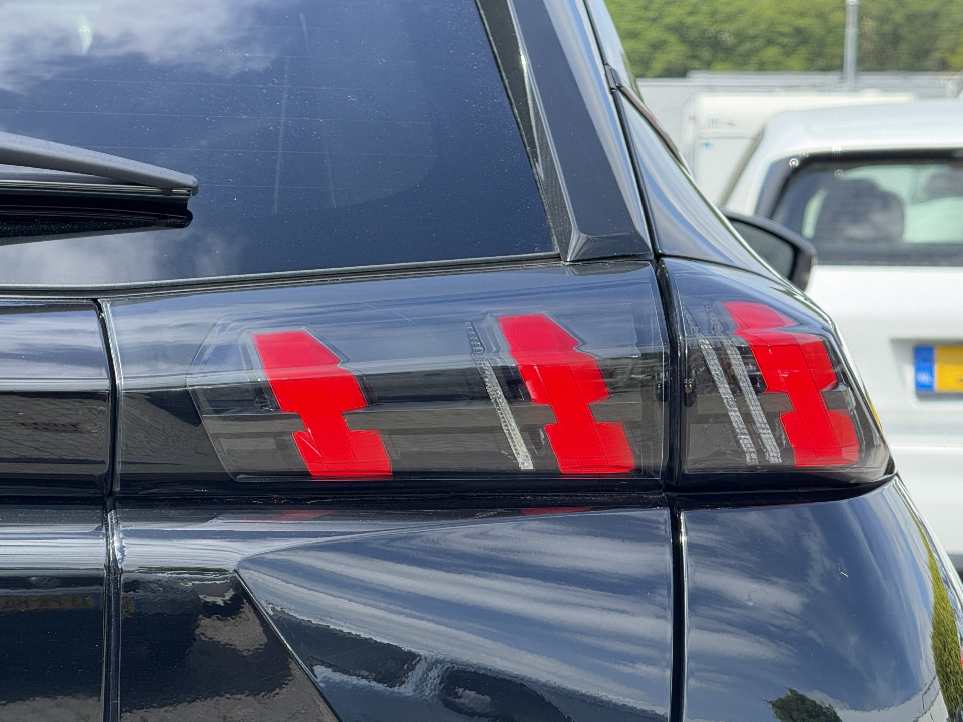 Hoofdafbeelding Peugeot e-2008