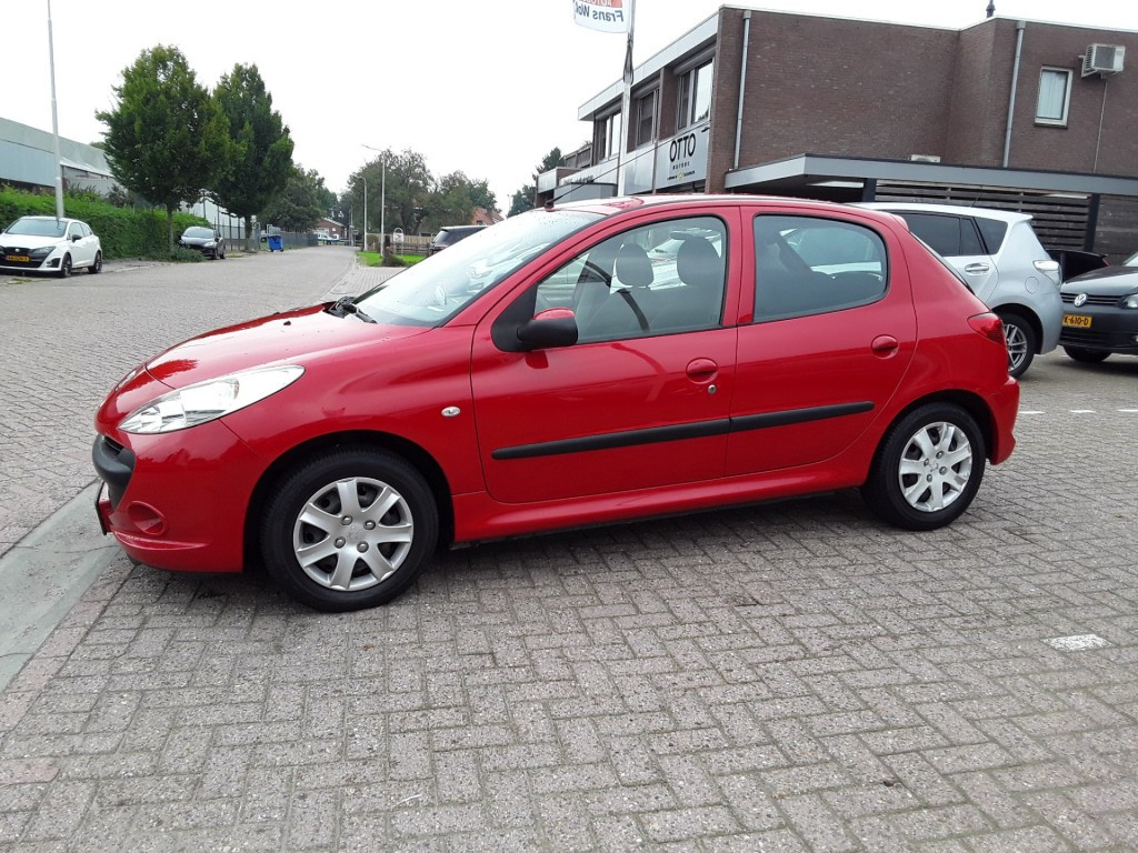 Hoofdafbeelding Peugeot 206+