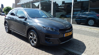 Kia XCeed 1.0 T-GDI DYNAMIC LINE * AIRCO * CARPLAY * CAMERA * L.M.V 16 * CRUISE * STOELVERWARMING
