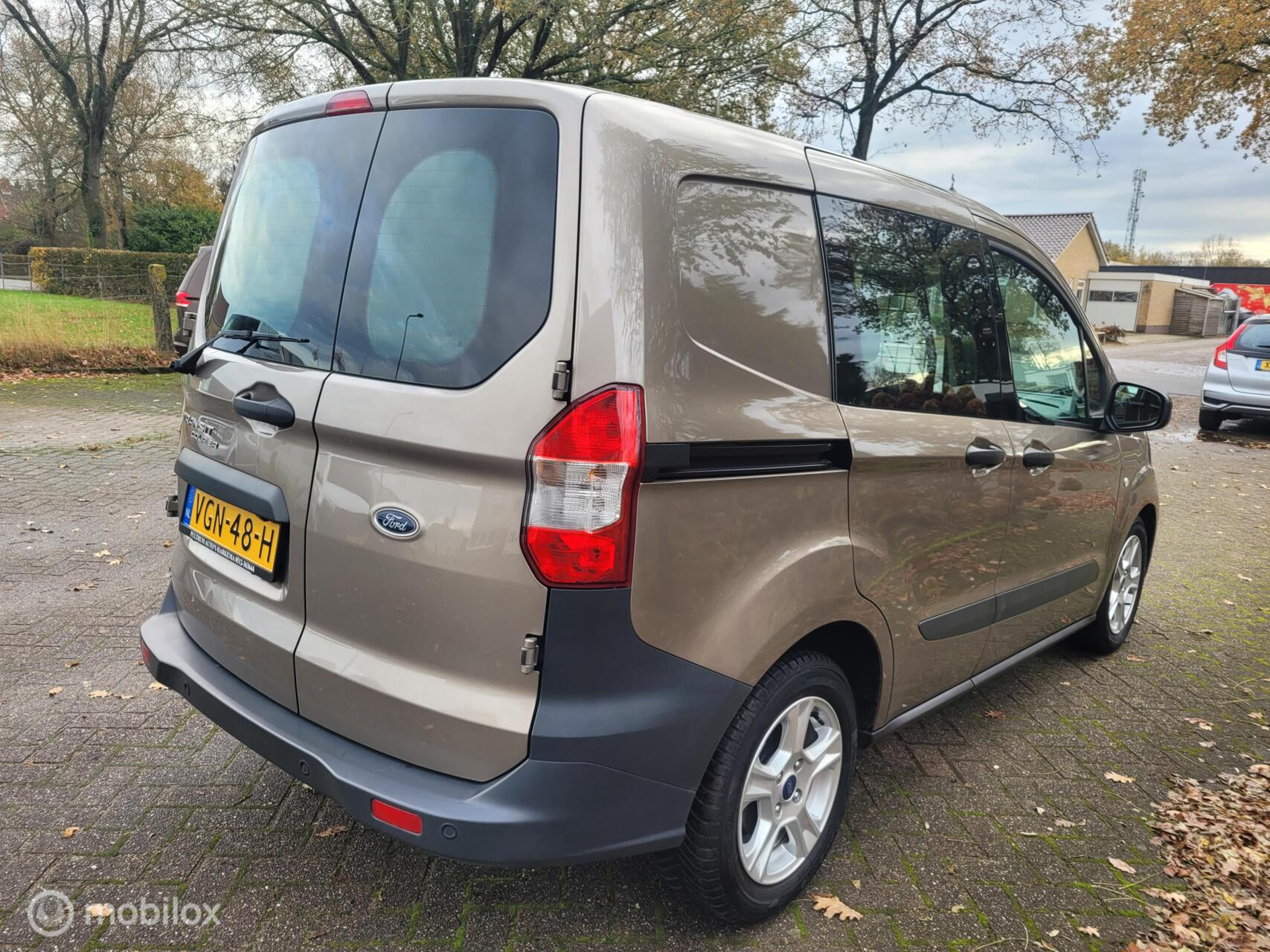 Hoofdafbeelding Ford Transit Courier