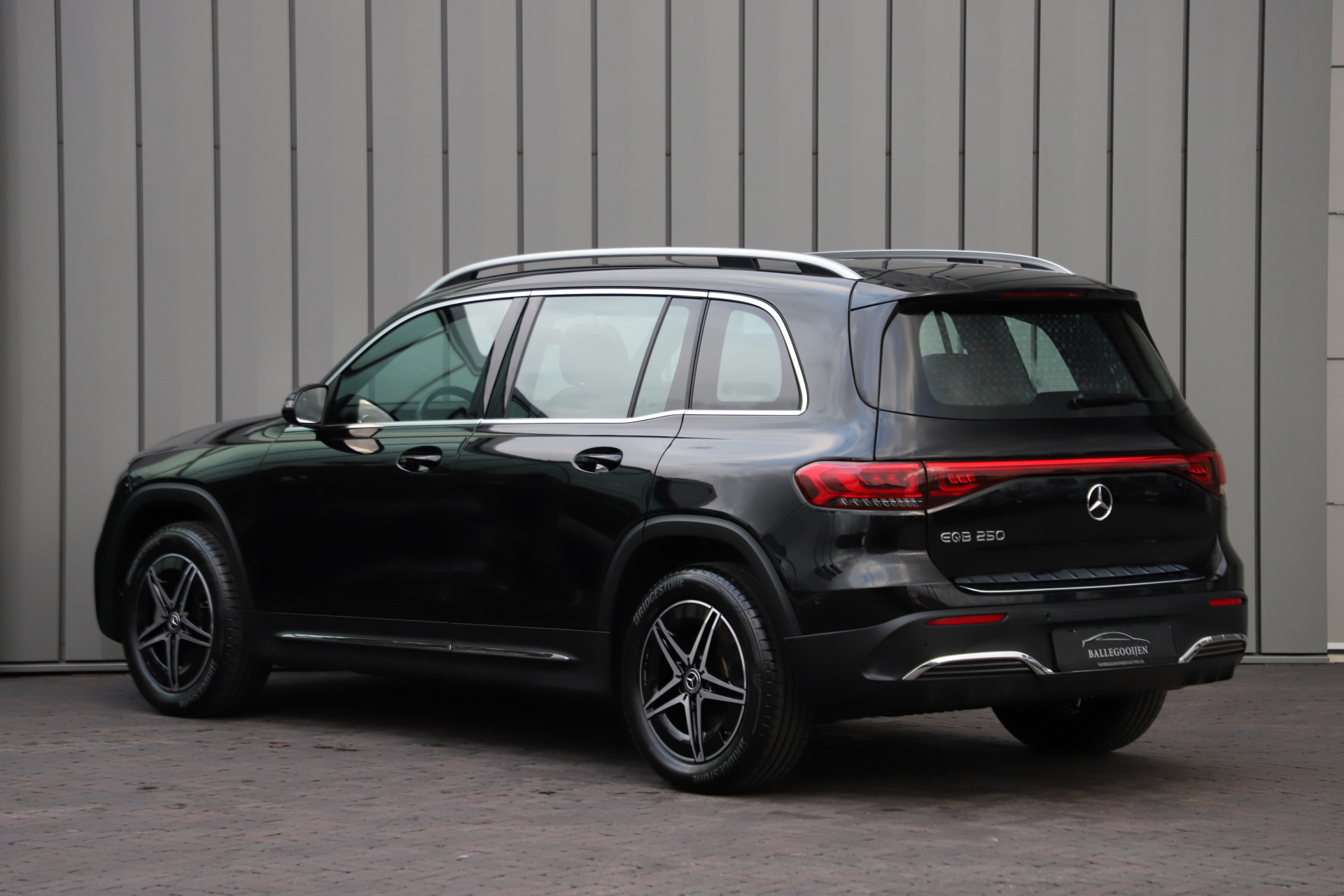 Hoofdafbeelding Mercedes-Benz EQB