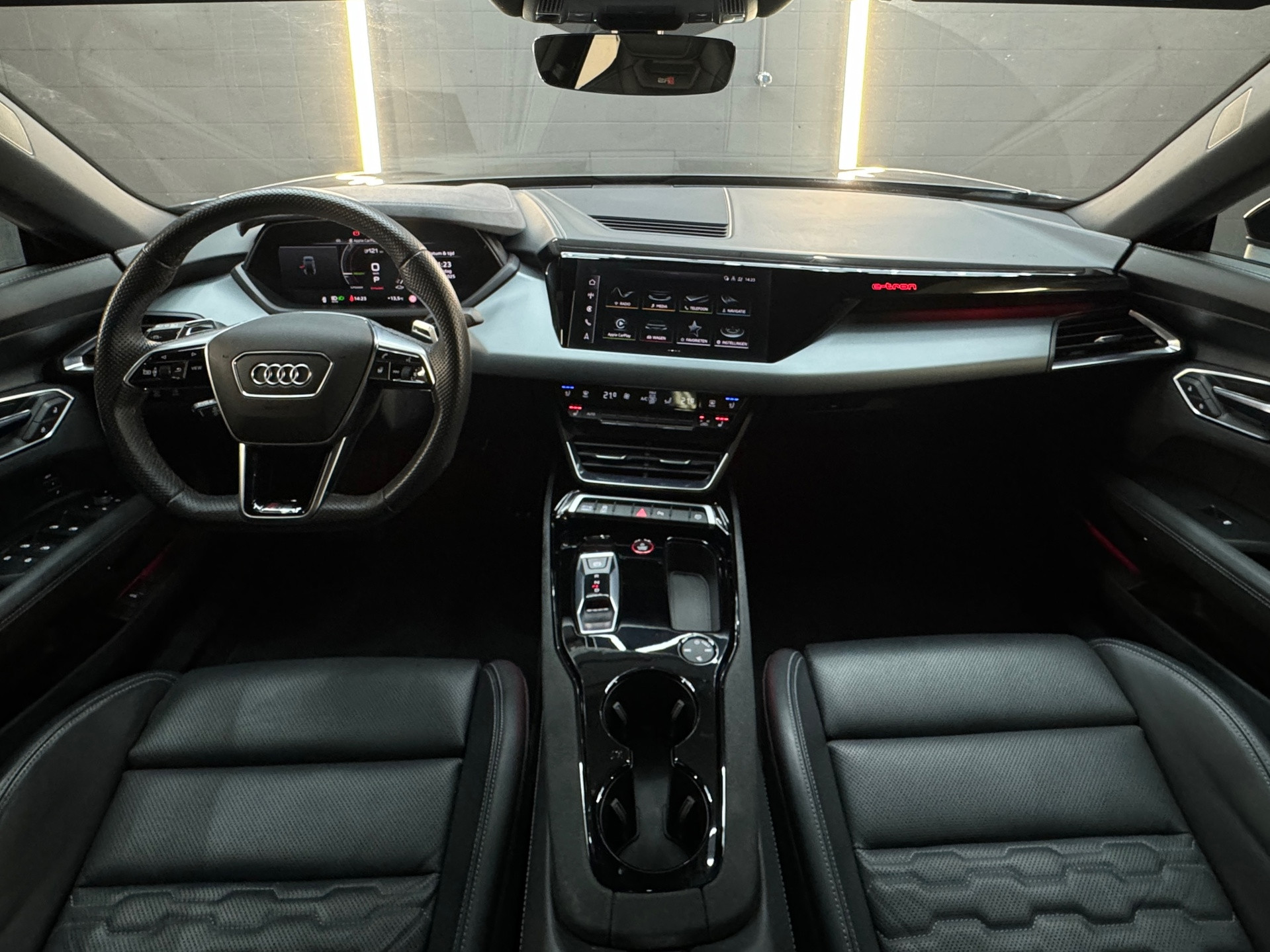 Hoofdafbeelding Audi e-tron GT