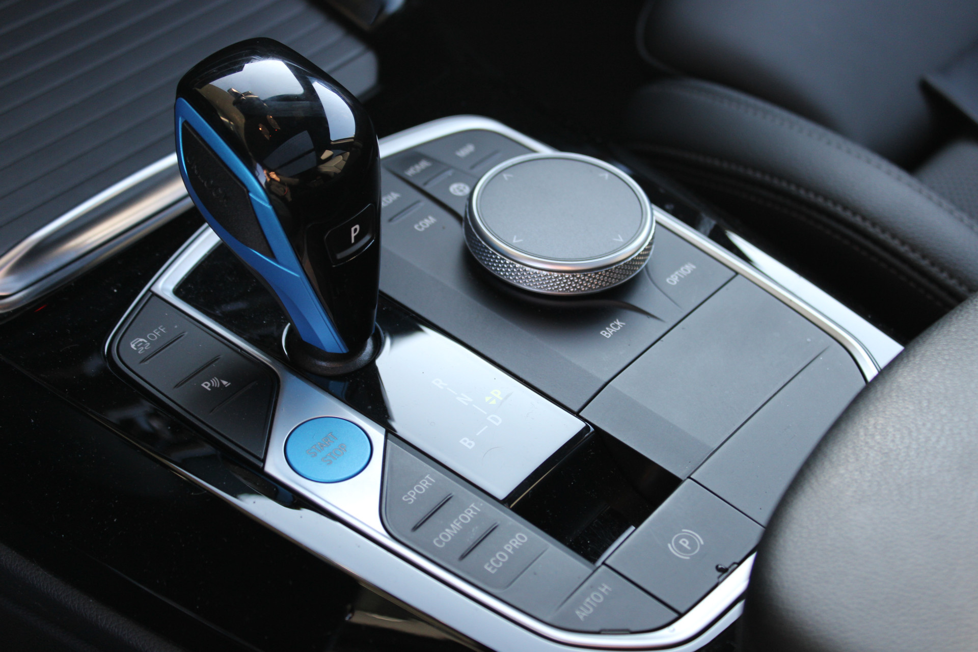 Hoofdafbeelding BMW iX3