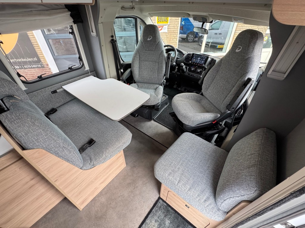 Hoofdafbeelding Dethleffs Just Camp