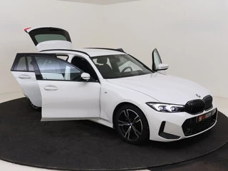 BMW 3 Serie BMW 3 Serie Touring 318i M-Sport | Headup | Cruise | LM18