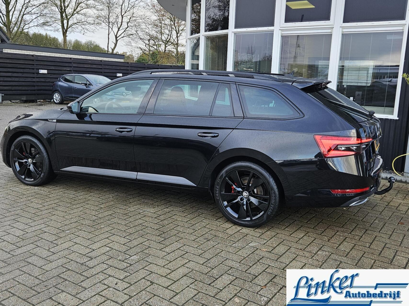 Hoofdafbeelding Škoda Superb