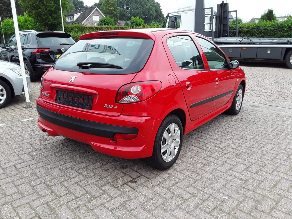 Hoofdafbeelding Peugeot 206+