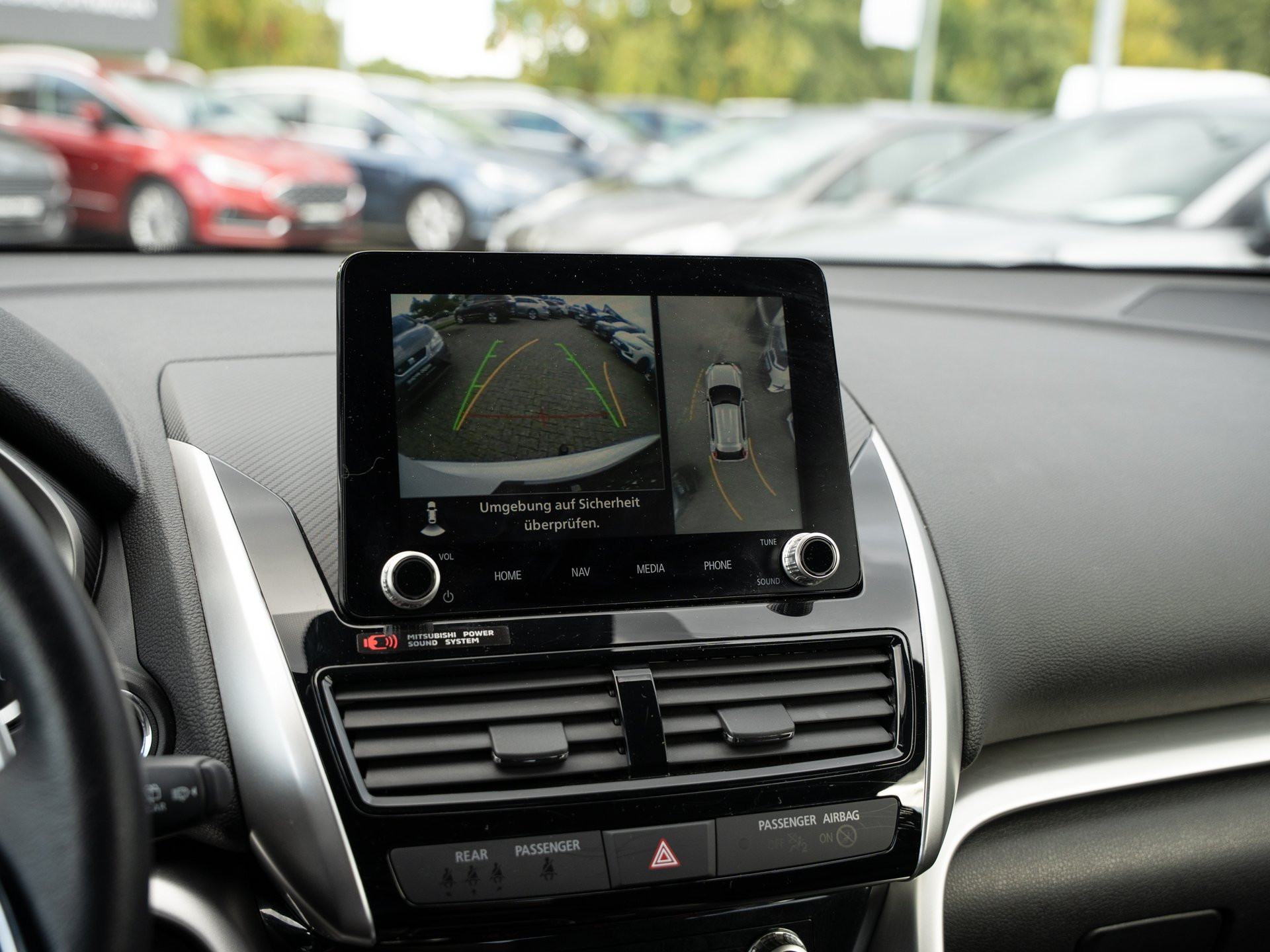 Mitsubishi-Eclipse Cross-image-13