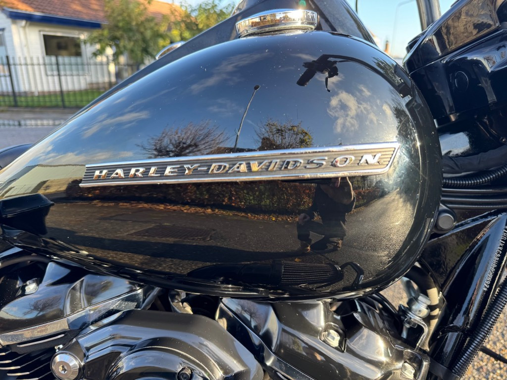 Hoofdafbeelding Harley-Davidson Road King