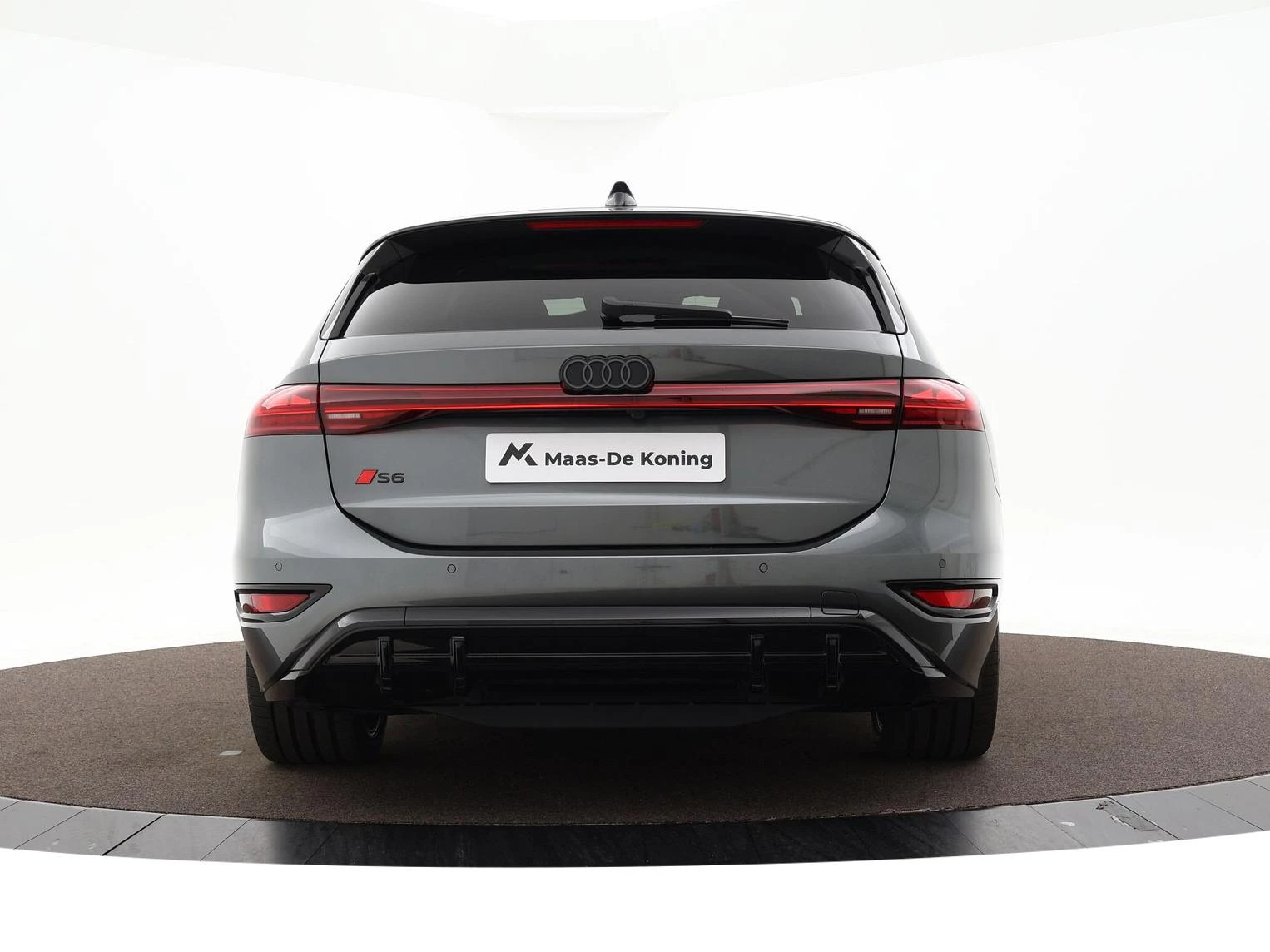 Hoofdafbeelding Audi S6 Avant e-tron