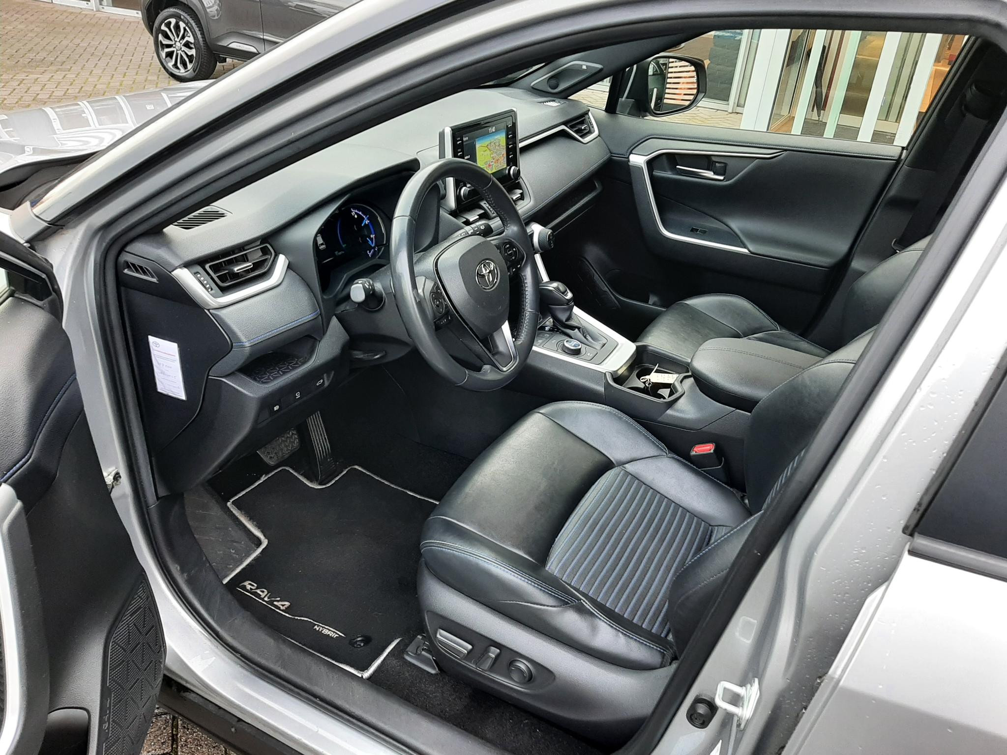 Hoofdafbeelding Toyota RAV4