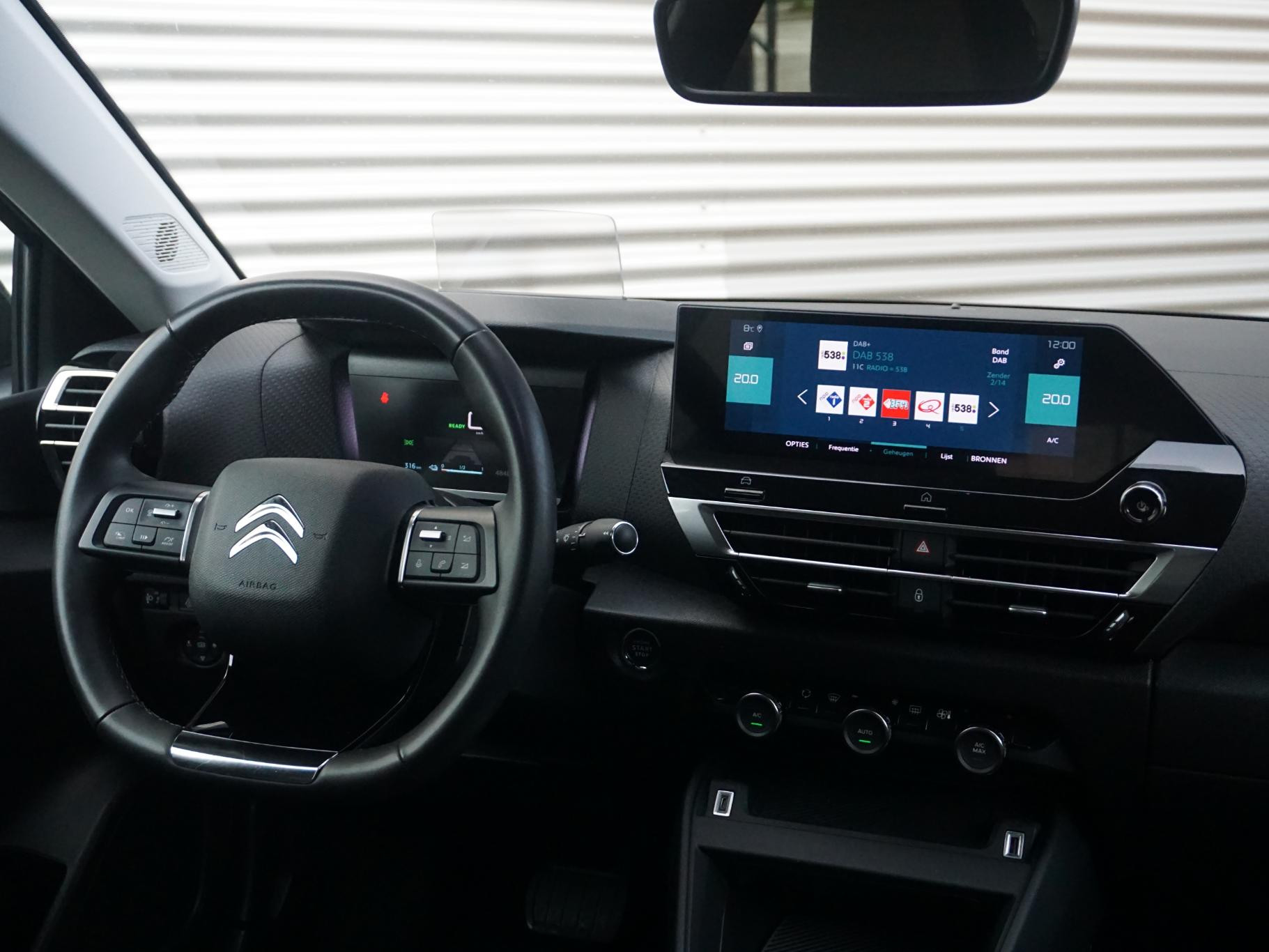 Hoofdafbeelding Citroën ë-C4