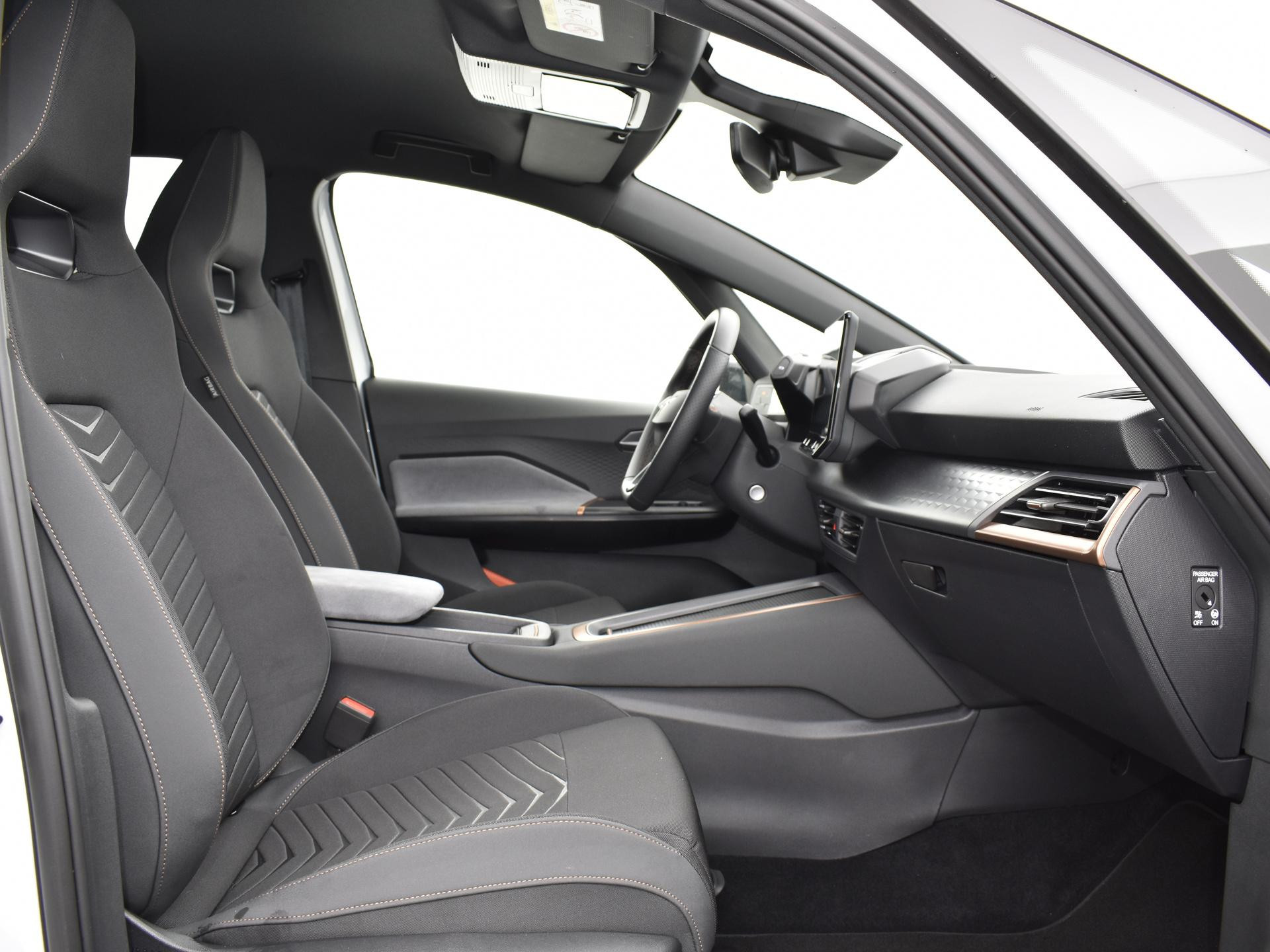 Hoofdafbeelding CUPRA Born