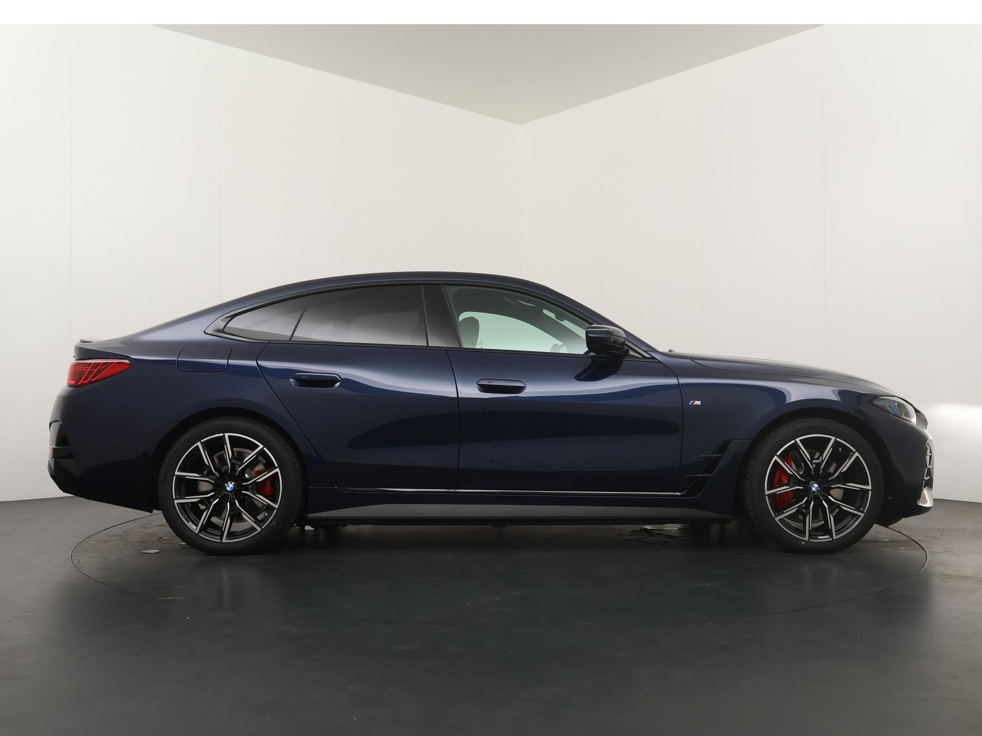 Hoofdafbeelding BMW i4