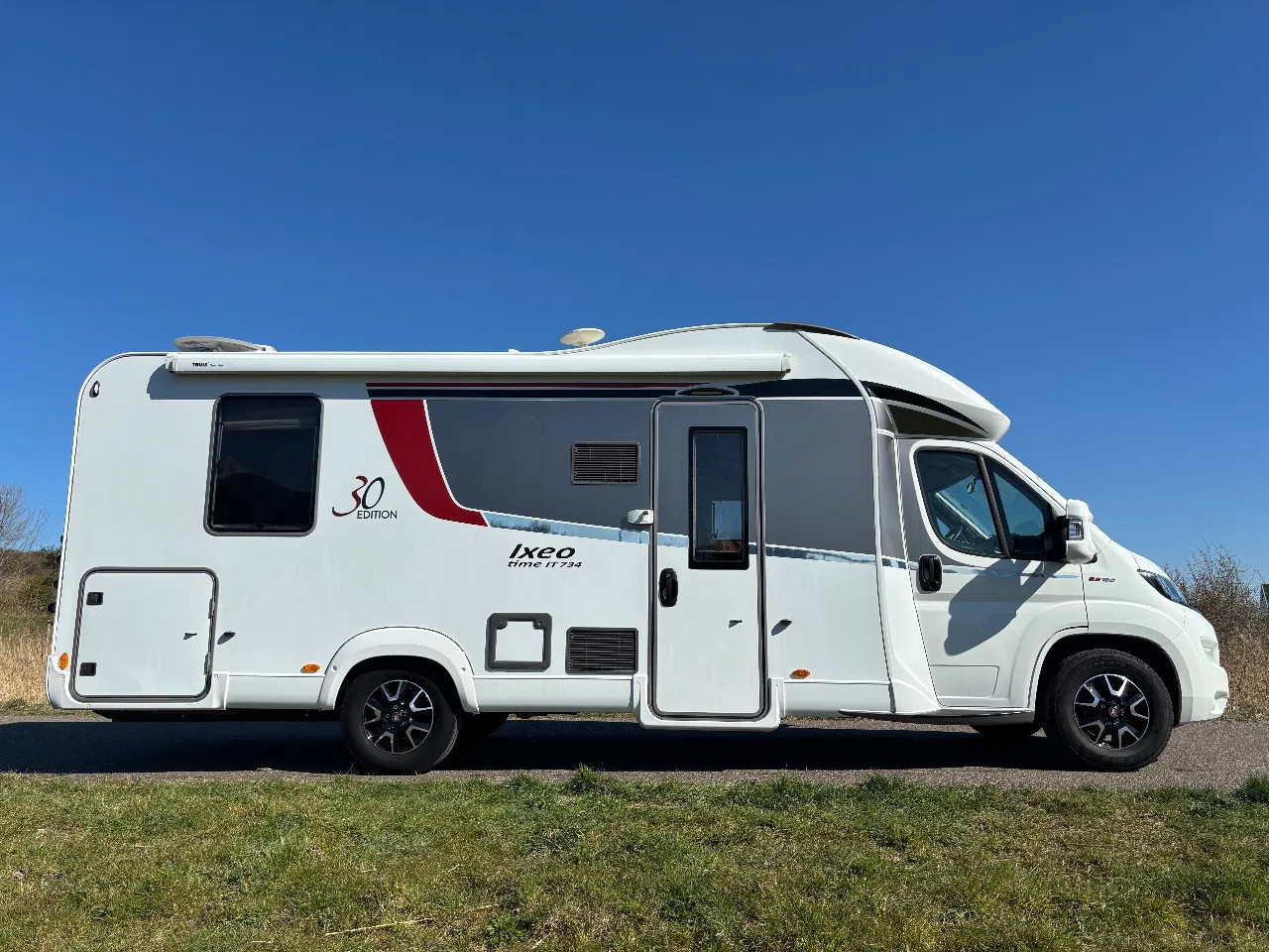 Hoofdafbeelding Bürstner BT7342 30 EDITION IXEO TIME IT734 Camper