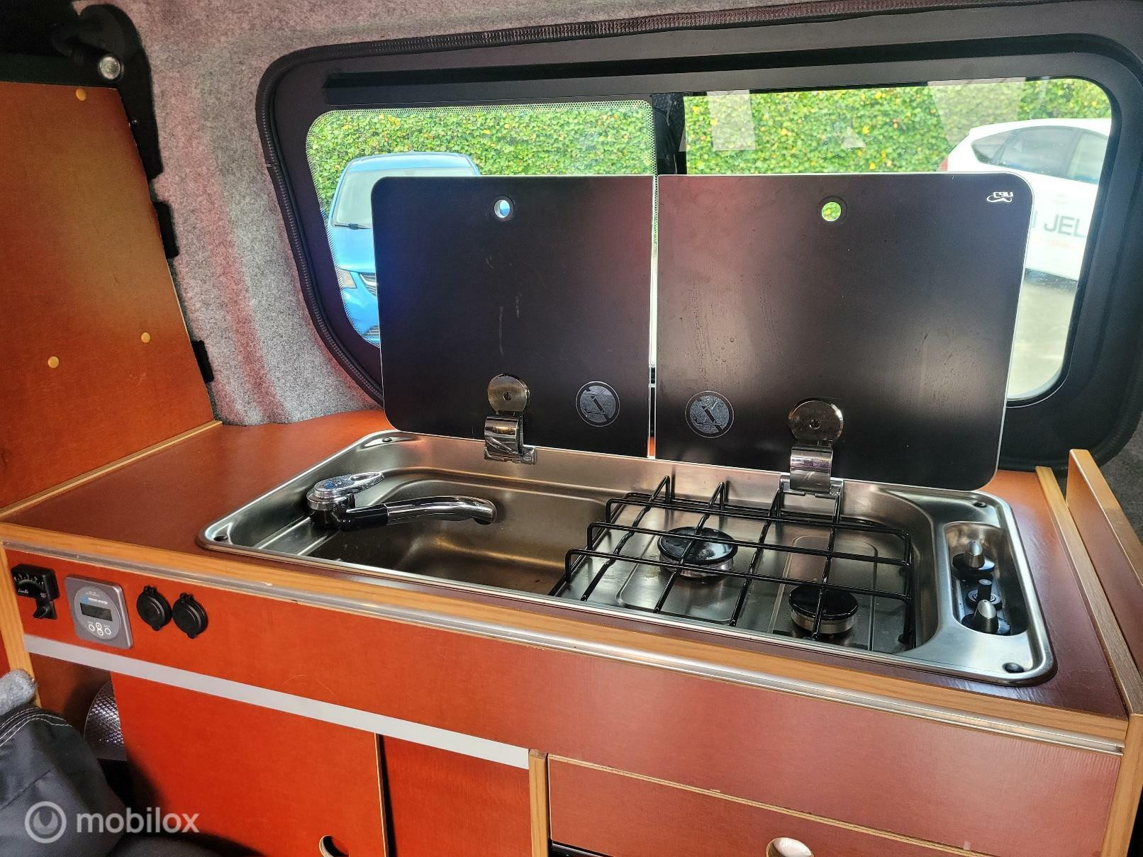 Hoofdafbeelding Peugeot buscamper