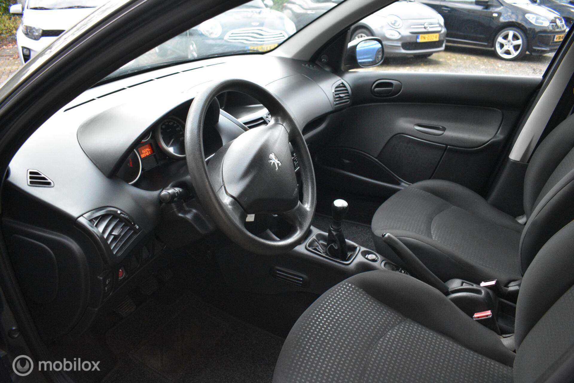 Hoofdafbeelding Peugeot 206