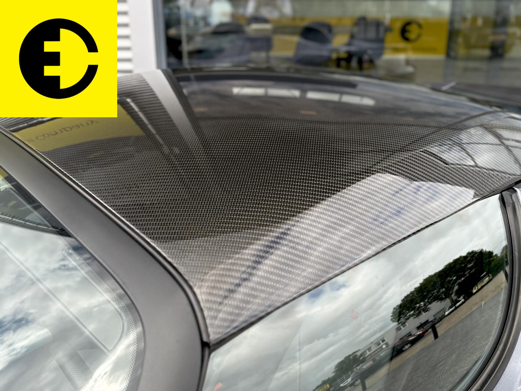 Hoofdafbeelding Tesla Roadster