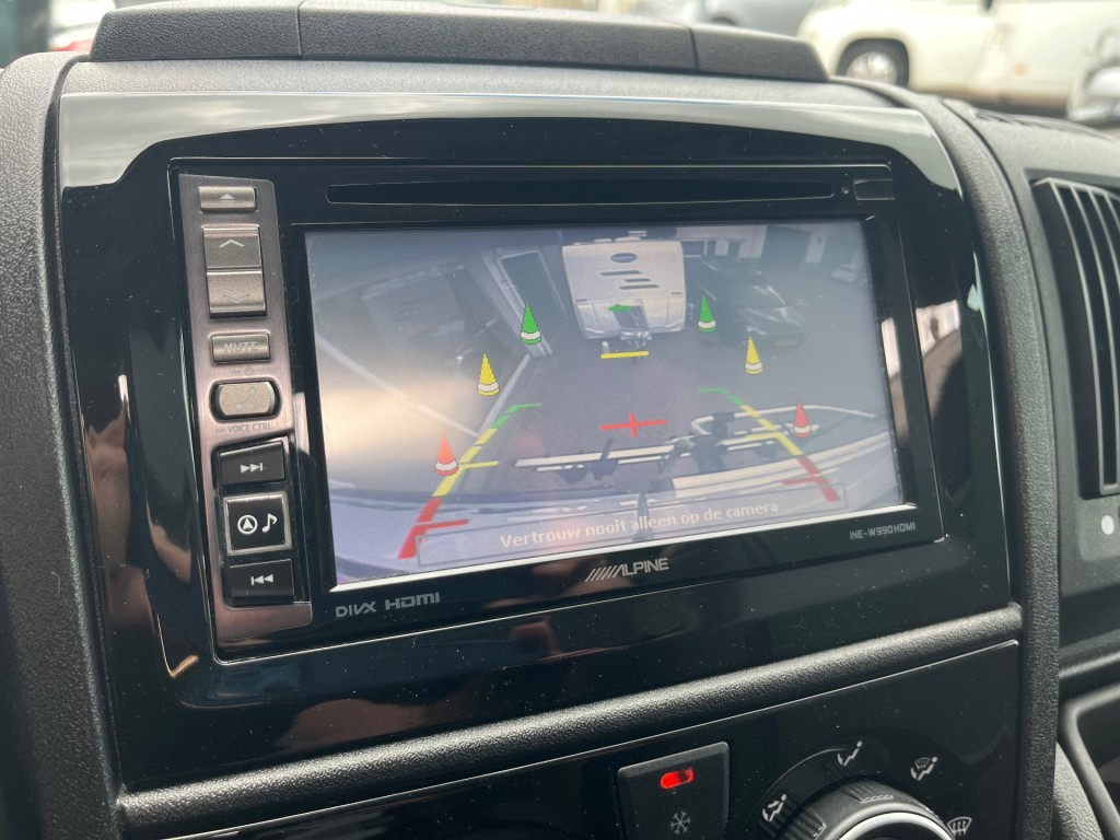 Hoofdafbeelding Adria Twin 640 Slb Plus Enkele Bedden 2x Airco