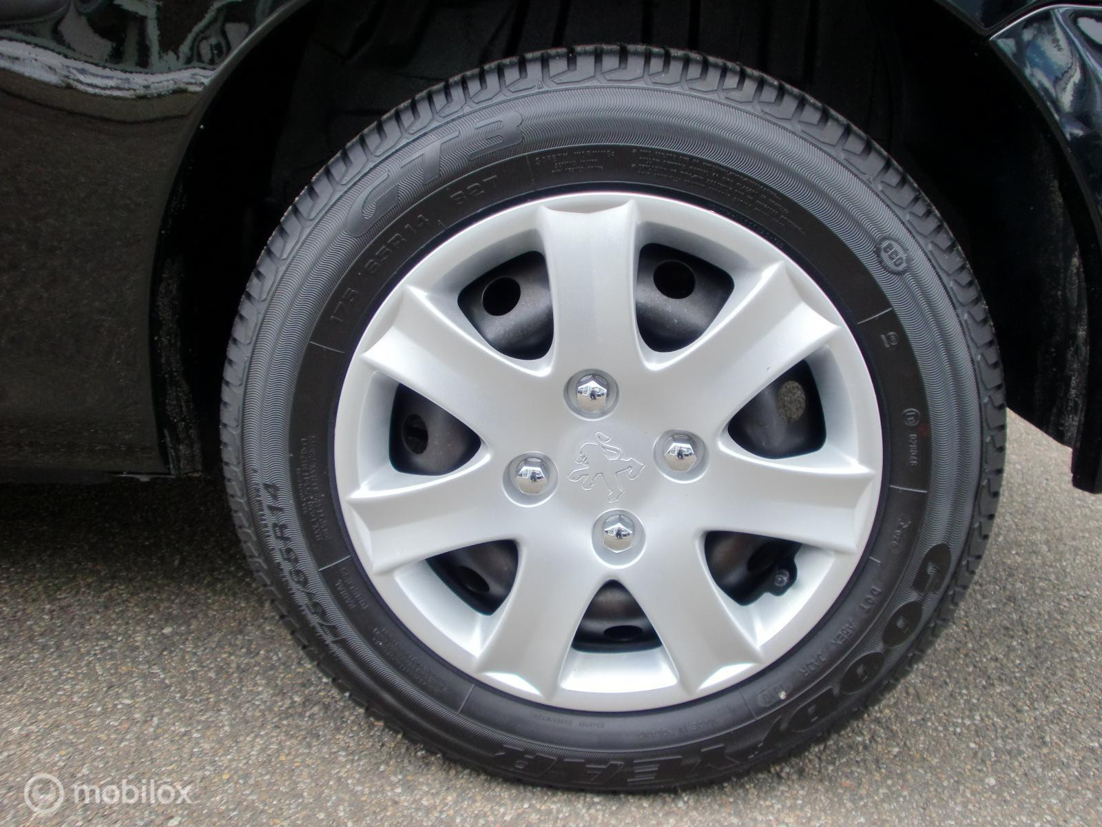 Hoofdafbeelding Peugeot 206