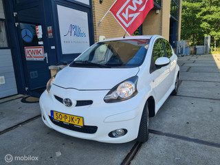 Toyota Aygo 1.0-12V Dynamic Navigator