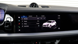 Porsche Cayenne Porsche Cayenne 3.0 S E-Hybrid SportDesign | InnoDrive | Head-up | Panoramadak | Soft-Close | BOSE Sound | Achterasbesturing - afbeelding nr 29