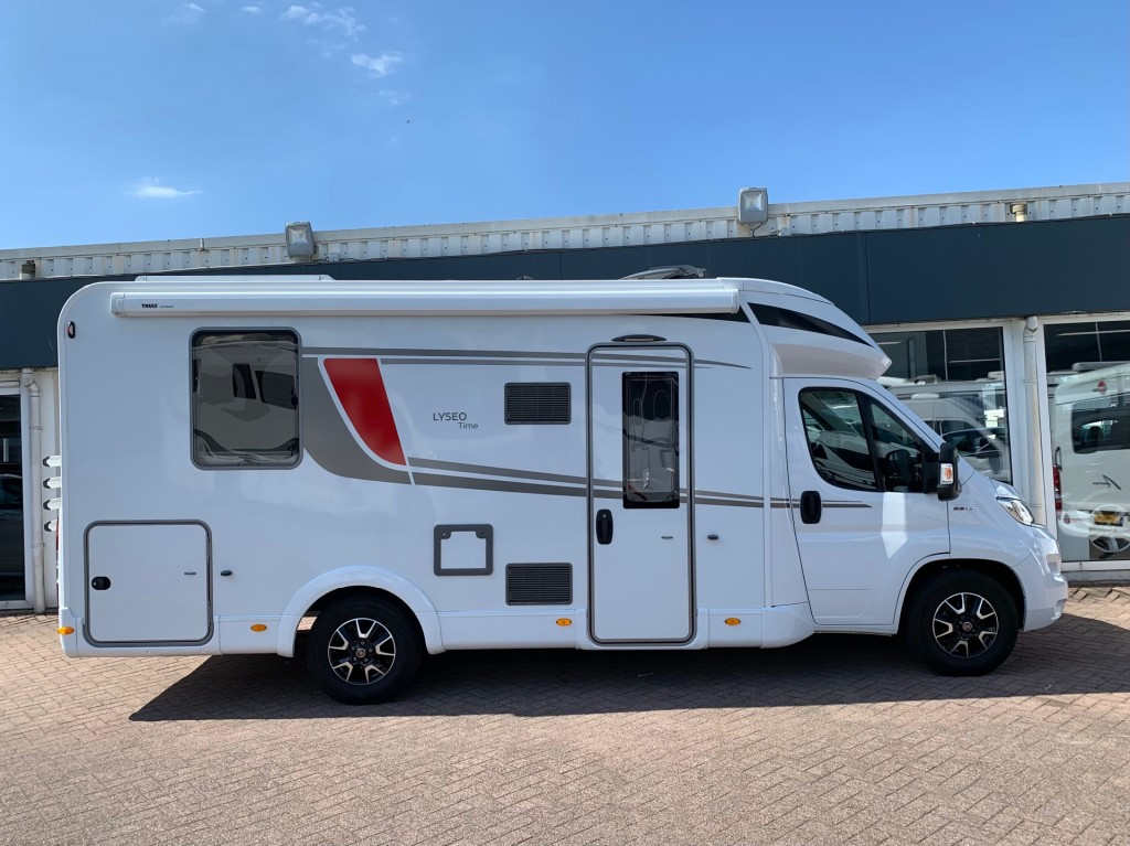 Hoofdafbeelding Bürstner Lyseo Time 2021 38.964km