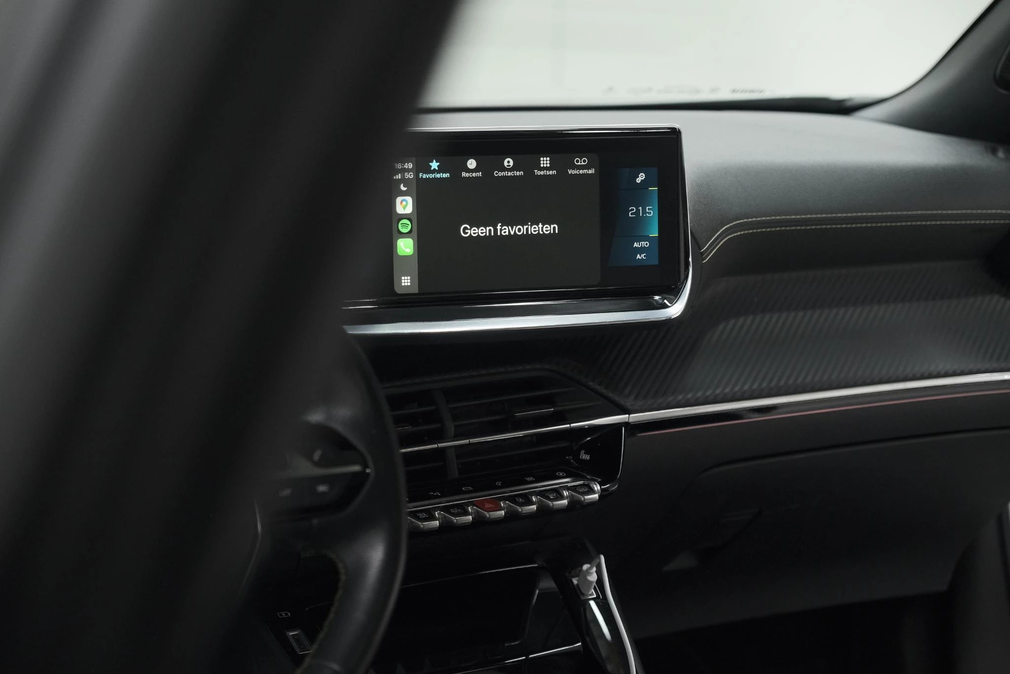 Hoofdafbeelding Peugeot e-2008