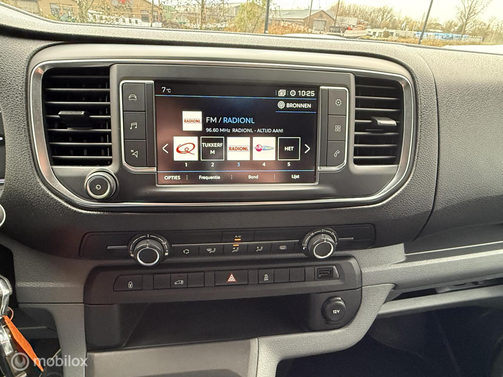 Hoofdafbeelding Peugeot Expert