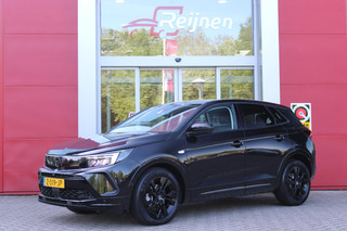 Hoofdafbeelding Opel Grandland Opel Grandland 1.2 Turbo 136PK AUTOMAAT Hybrid GS | BLACK PACK | STOEL/STUUR VERWARMING | NAVIGATIE | APPLE CARPLAY/ANDROID AUTO | DODEHOEK DETECTIE | 18" LICHTMETALEN VELGEN | DAB+ RADIO | PARKEERSENSOREN VOOR + ACHTER | ADAPTIVE CRUISE CONTROL | ACHTERUITRIJ CAMERA |