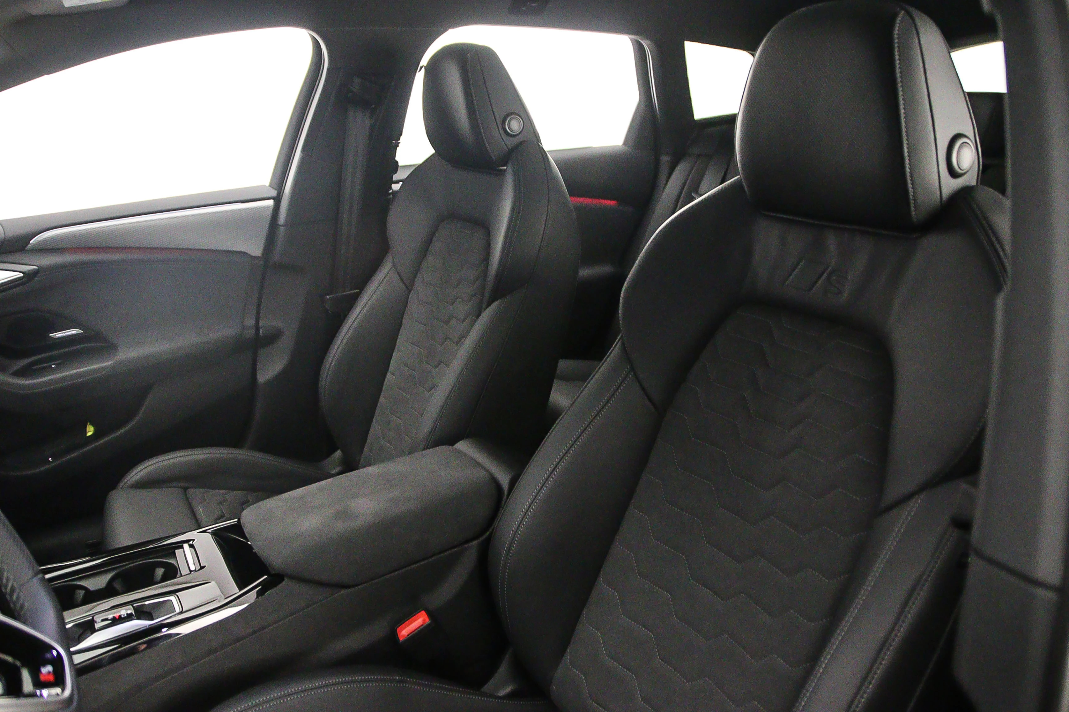 Hoofdafbeelding Audi A6 Avant e-tron