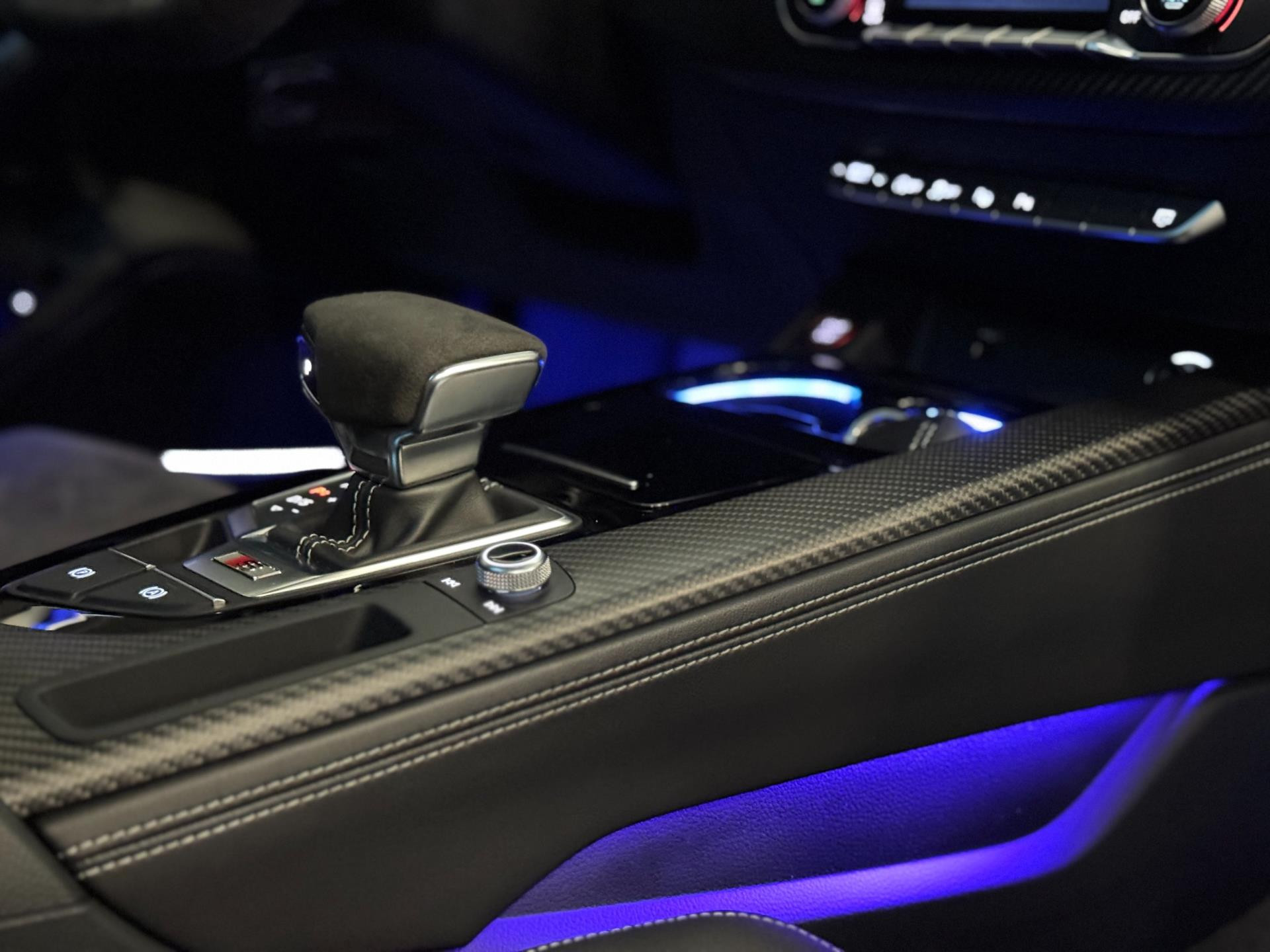 Hoofdafbeelding Audi S4