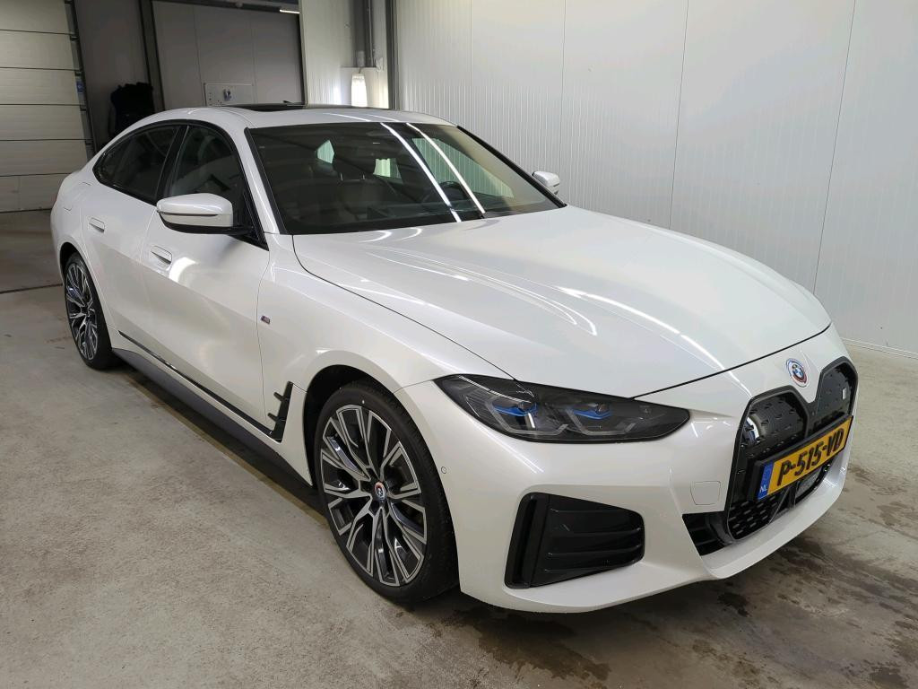 Hoofdafbeelding BMW i4