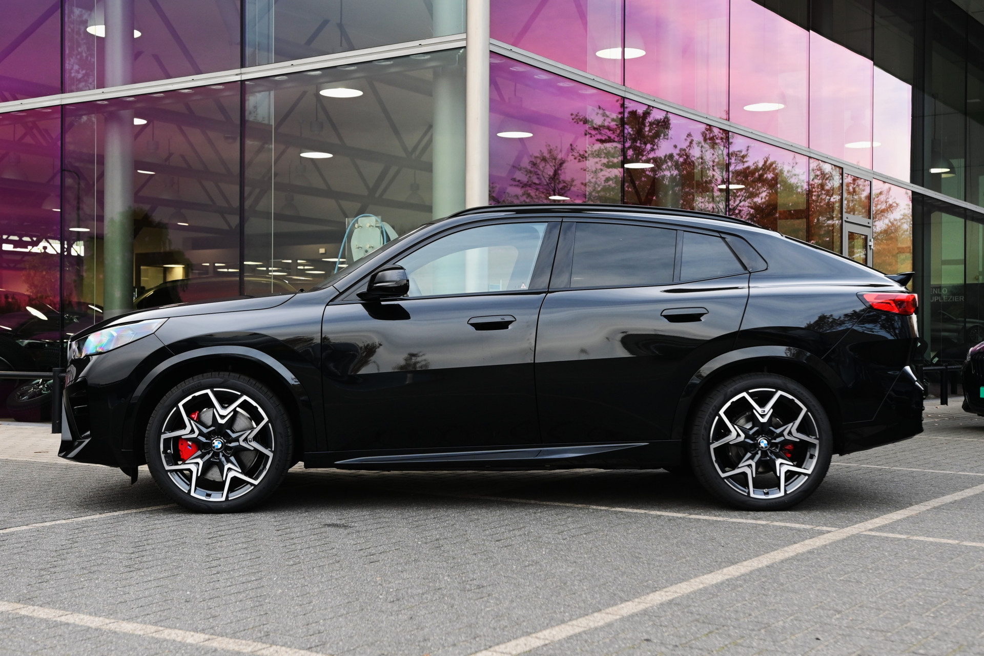 Hoofdafbeelding BMW iX2