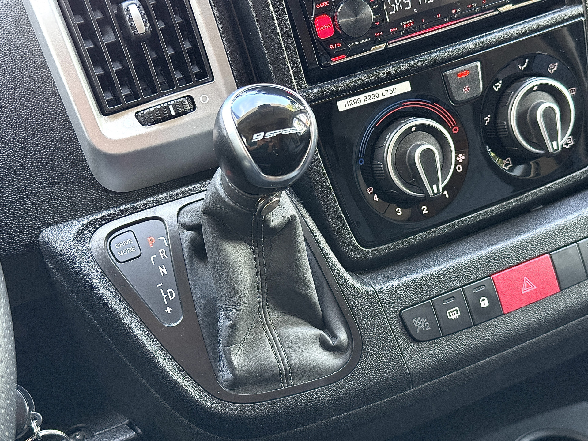 Hoofdafbeelding Adria CORAL 670 SL