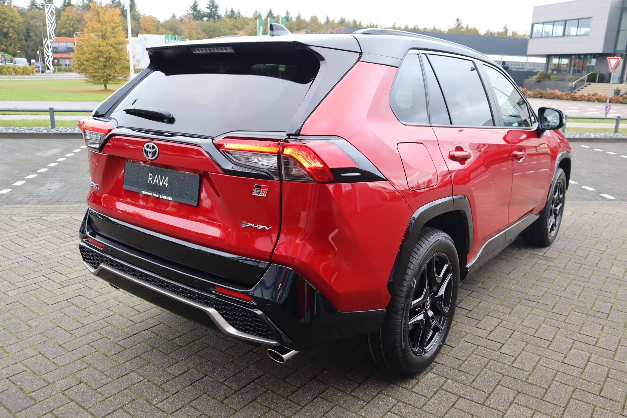 Hoofdafbeelding Toyota RAV4