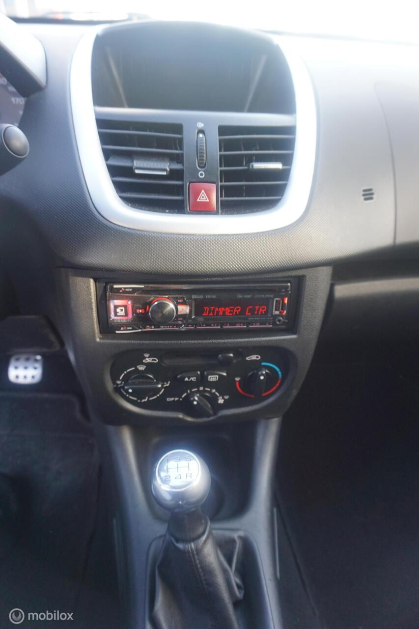 Hoofdafbeelding Peugeot 206