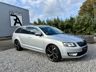 Škoda Octavia Combi TSI 6-Bak Ambition Navi|Cruis|PDC|Media Zilver