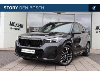 BMW X1 xDrive30e High Executive M Sport Automaat / Panoramadak / Sportstoelen / M Adaptief onderstel / Comfort Access / Adaptieve LED / Head-Up / Harman-Kardon