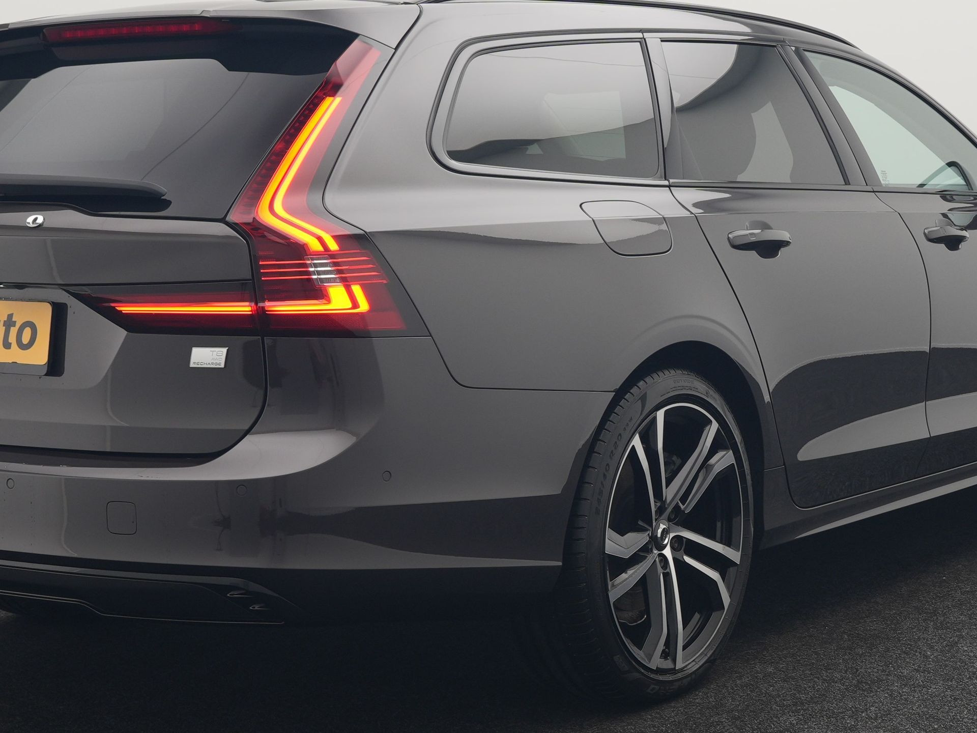 Hoofdafbeelding Volvo V90