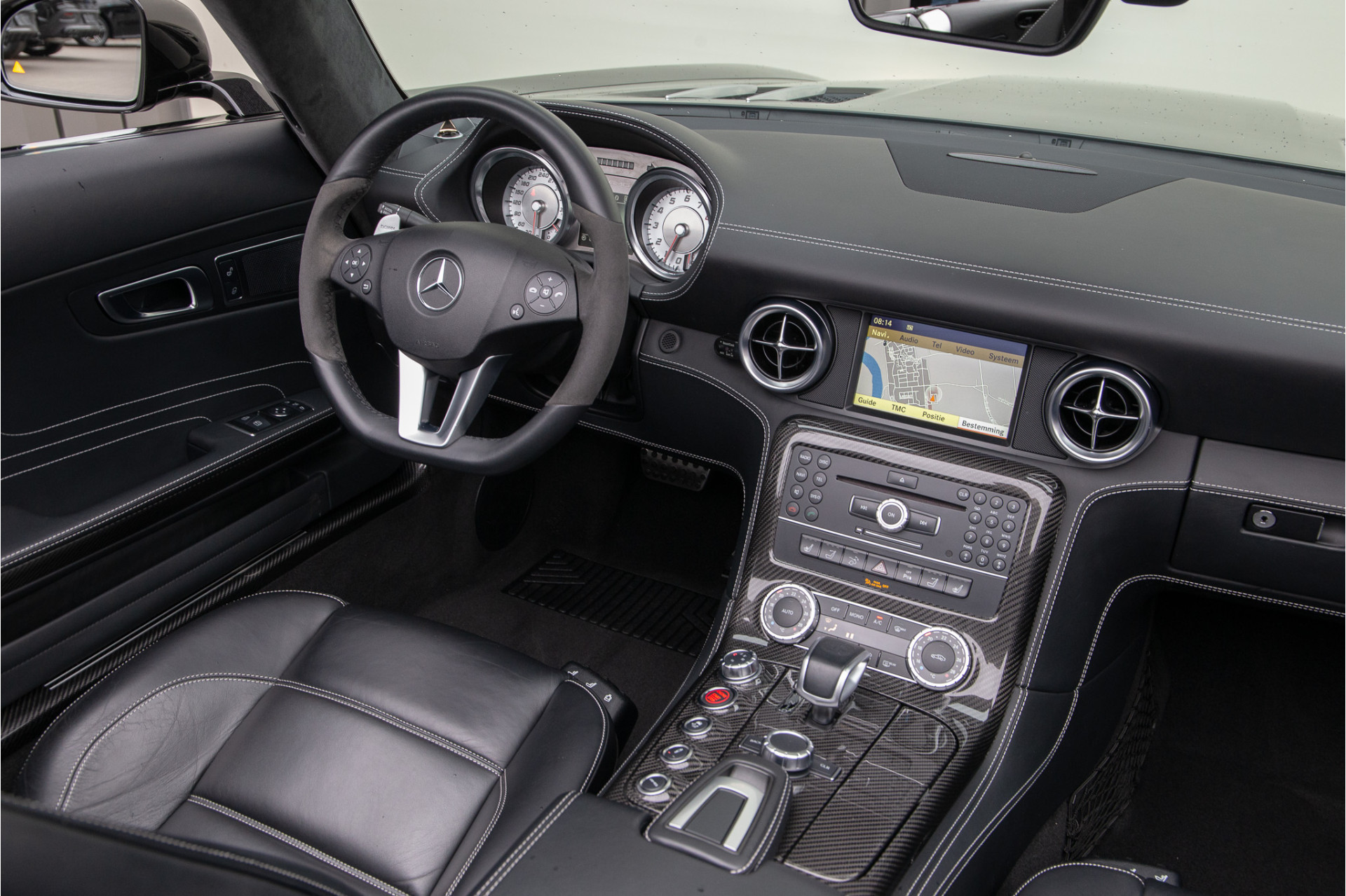 Hoofdafbeelding Mercedes-Benz SLS Roadster