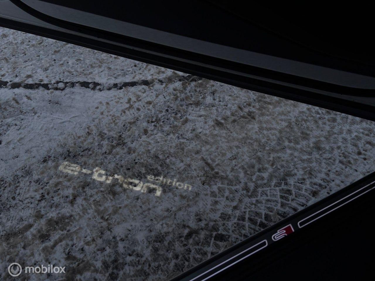 Hoofdafbeelding Audi Q8 e-tron