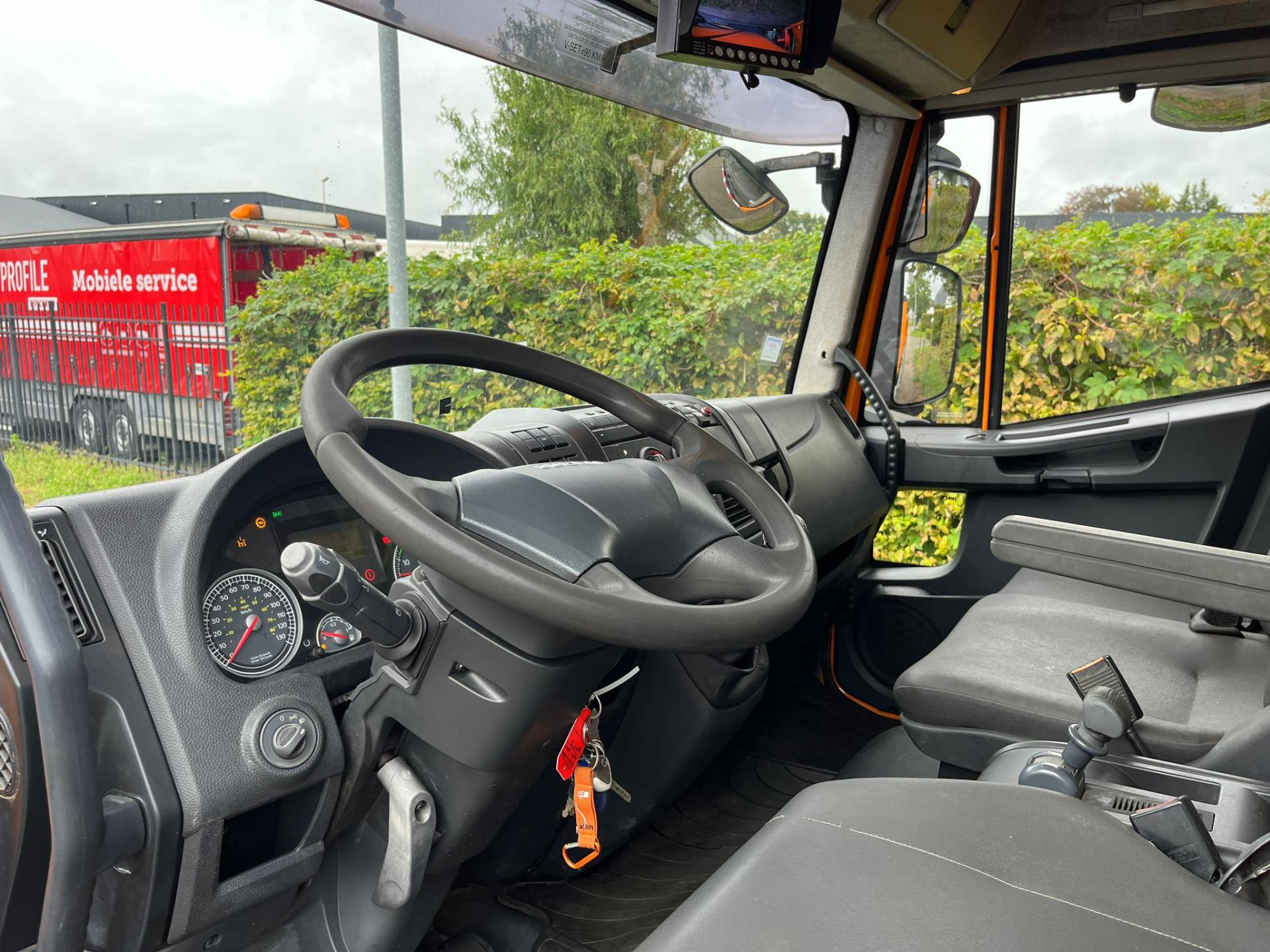 Hoofdafbeelding Eurocargo  190EL25 EEV . kipper , HMF kraan , 