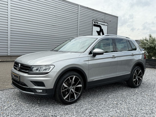 Hoofdafbeelding Volkswagen Tiguan Volkswagen Tiguan 2.0 TSI 4Motion Highline Navi|Led|ACC|Media Grijs