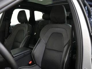 Volvo XC60 Volvo XC60 T6 AWD Ultimate Dark | Luchtvering | Trekhaak | 360° Camera | - afbeelding nr 15